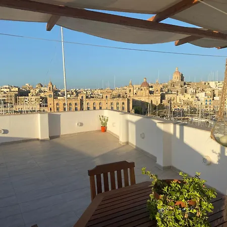 Sengleana - Bright Terraced House By The Marina, With Lift - Optional Guided Tours & Spa Services Сasa de vacaciones *