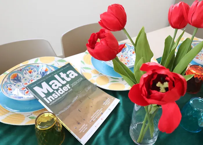 Holiday home Sengleana - Bright Terraced House By The Marina, With Lift - Optional Guided Tours & Spa Services Senglea