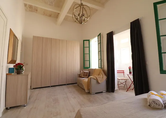 Sengleana - Bright Terraced House By The Marina, With Lift - Optional Guided Tours & Spa Services * Senglea