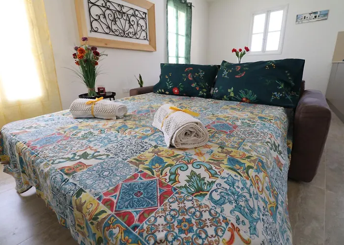 Sengleana - Bright Terraced House By The Marina, With Lift - Optional Guided Tours & Spa Services Holiday home Senglea